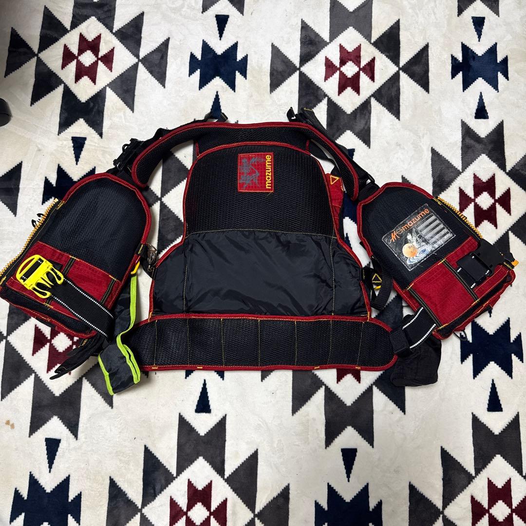 なおやんぬ　マズメライフジャケット レッド LEDライト付き