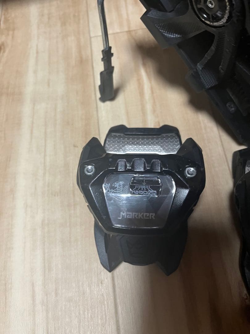 スキー　ビンディング　MARKER GRIFFON 13 ID