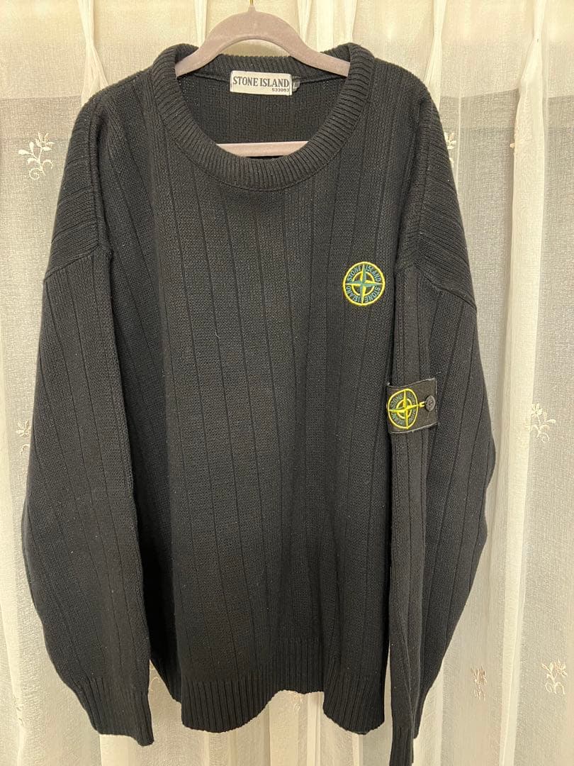 STONE  クルーネック　ブラック　黒　ニット