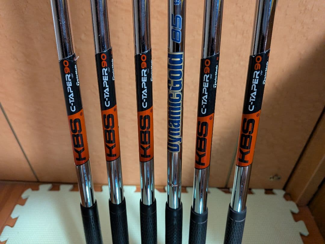 テーラーメイド　RBLADEZロアイアン5本 + Sim2 max アイアン7番