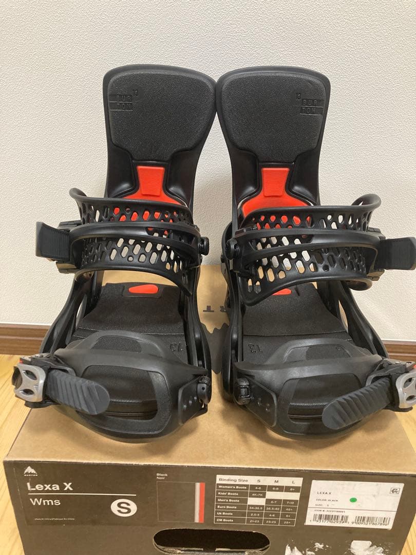 新品未使用　BURTON LEXA X RE:FLEX Sサイズ バートン