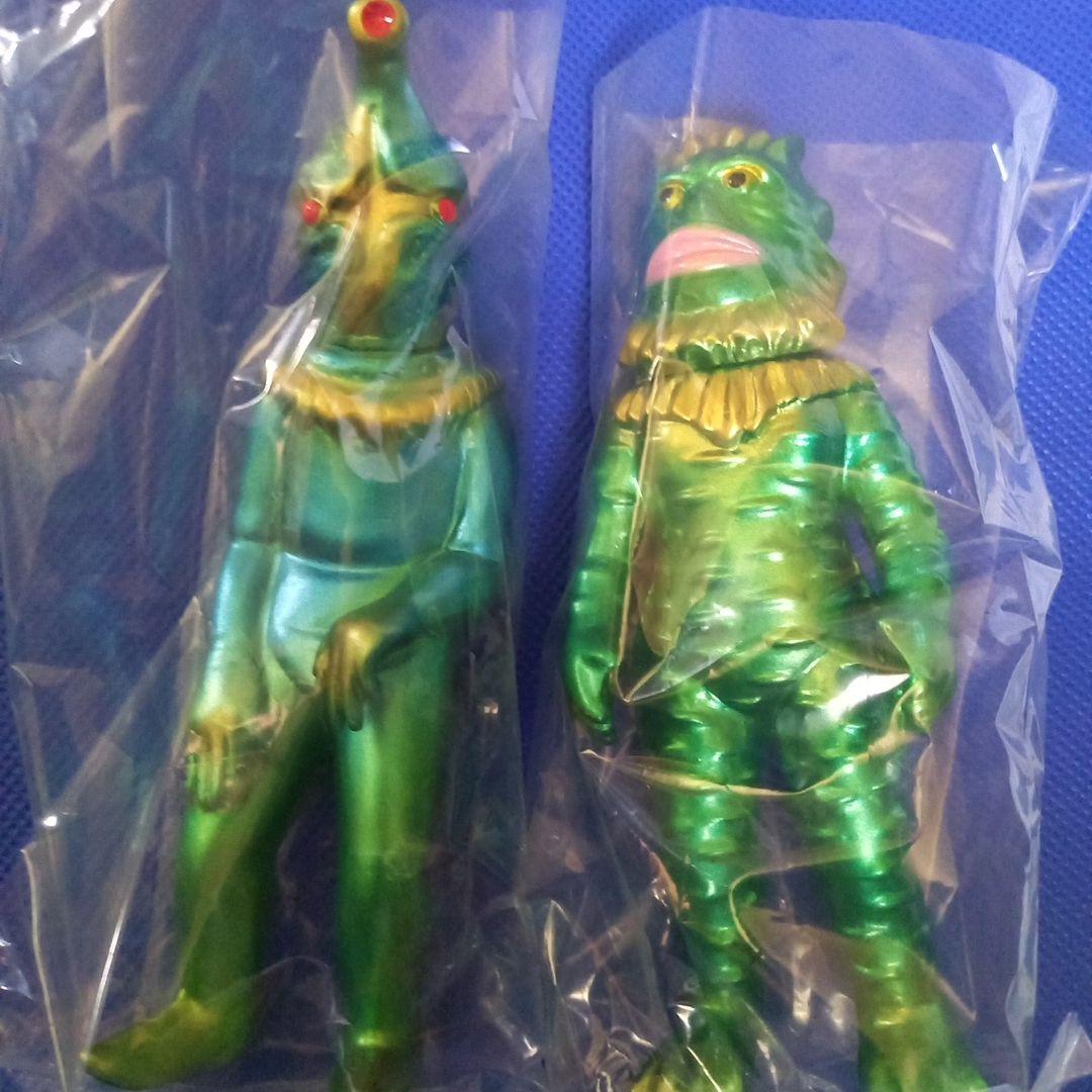 USTOYS ケムール人&ラゴン　スーフェス限定20 古谷敏さんサイン入り写真