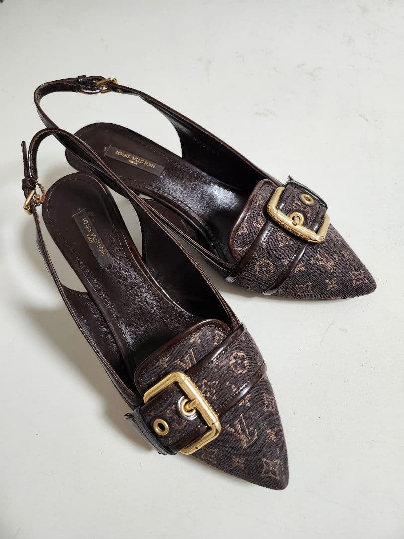 ルイヴィトン　モノグラム　レディース　ストラップパンプス　サンダル
