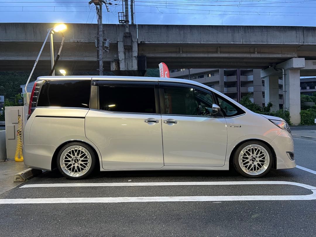 パーフェクトダンパーIII 車高調　80系ヴォクシー　ノア　エスクァイア用