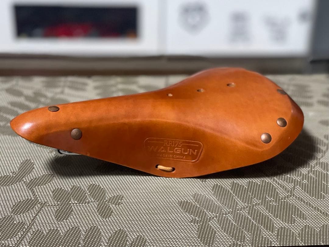 新品未使用★WALGUN レザーサドル BROOKS B17 MATEに最適♪