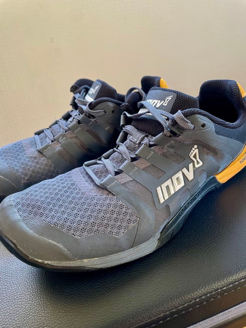 INOV-8 イノヴェイト　F-LITE 235 グレー/イエロー　横川選手着用