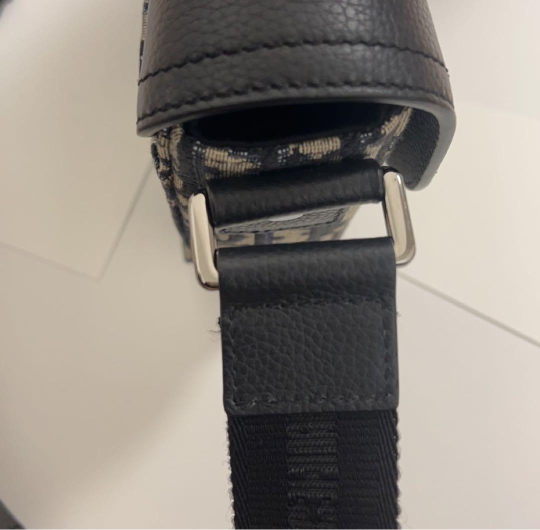 DIOR Saddle フラップ付き メッセンジャー バッグ