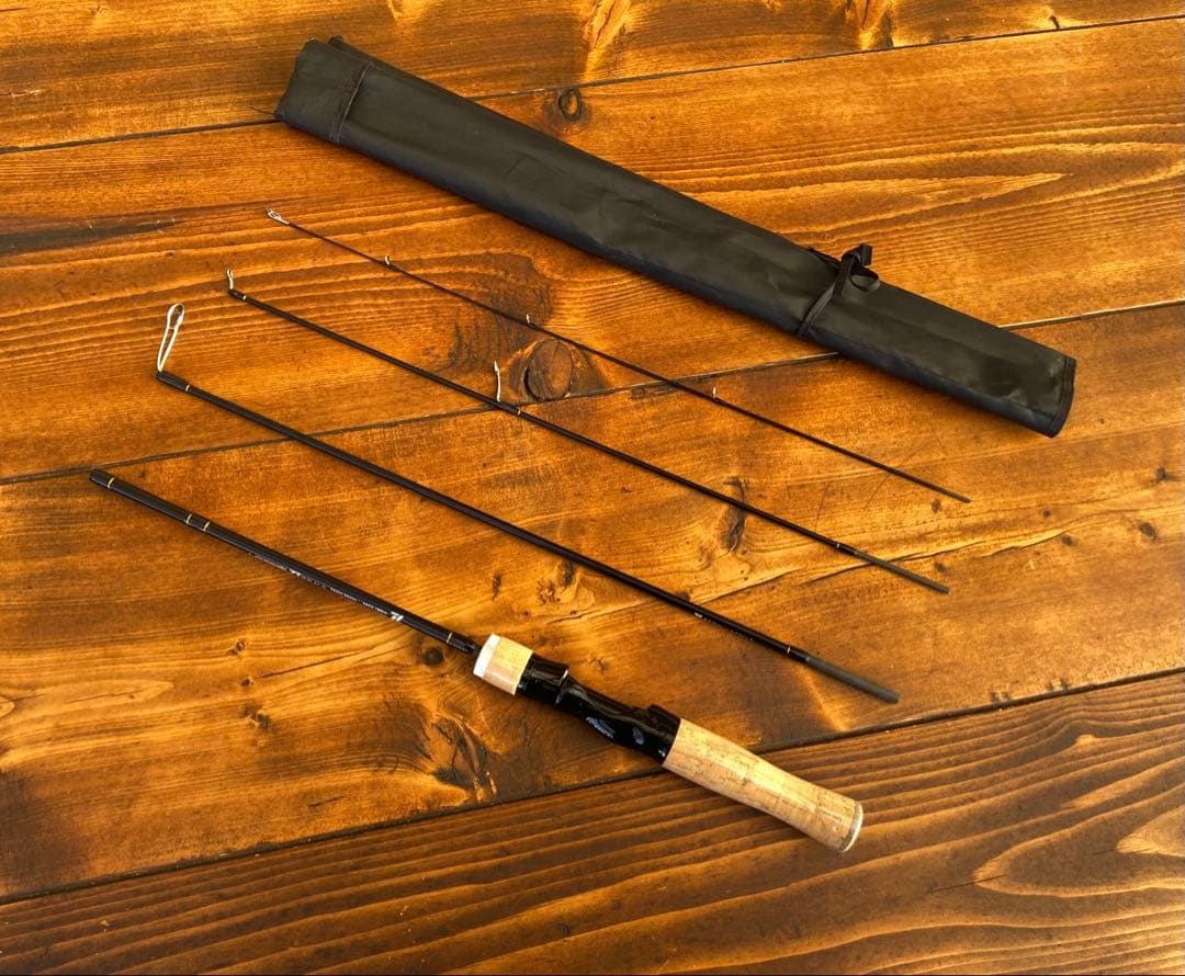 釣り竿セット　トラウトロッド　パックロッド　スピニングリール　長さ調節できる竿