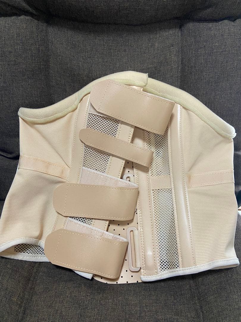 ベージュ メッシュ 腰痛ベルト オーダーメイドコルセット 医療用 介護用