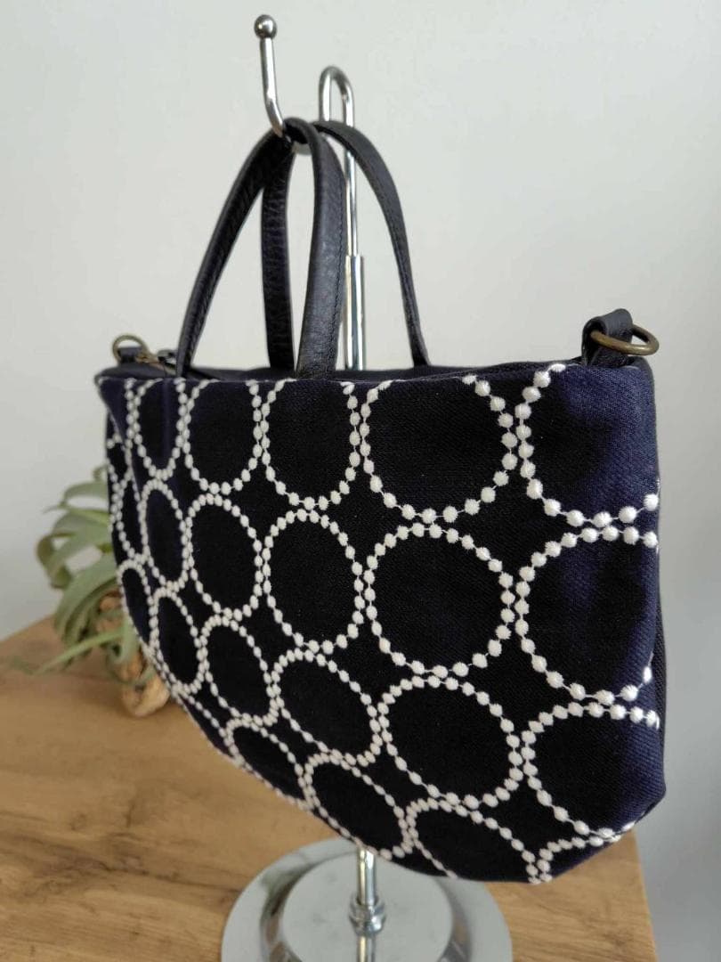 ミナペルホネン/2025tambourineタンバリンネイビー×白/Mサイズ