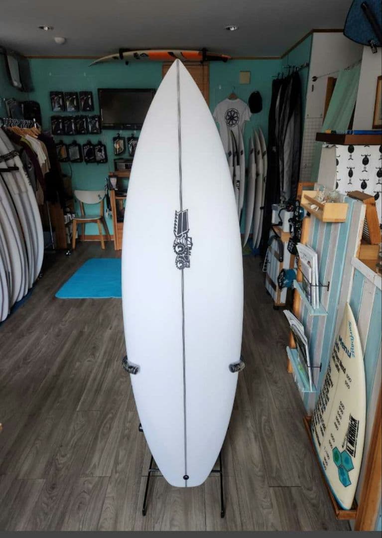 ＜新品・送料込み＞ 5.7 JS XERO GRAVITY J0951