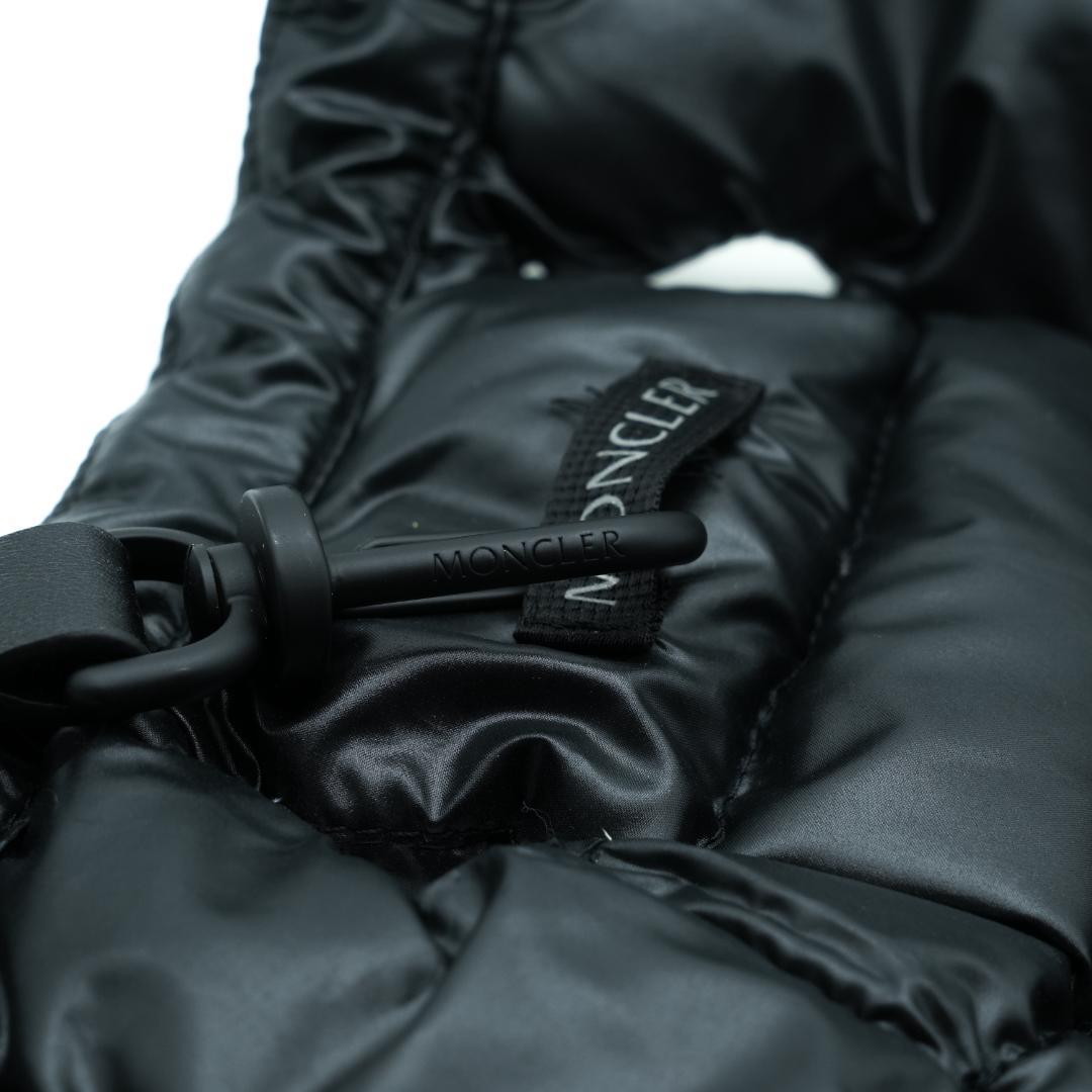 【新品未使用】MONCLER モンクレール ベストキーリング ブラック