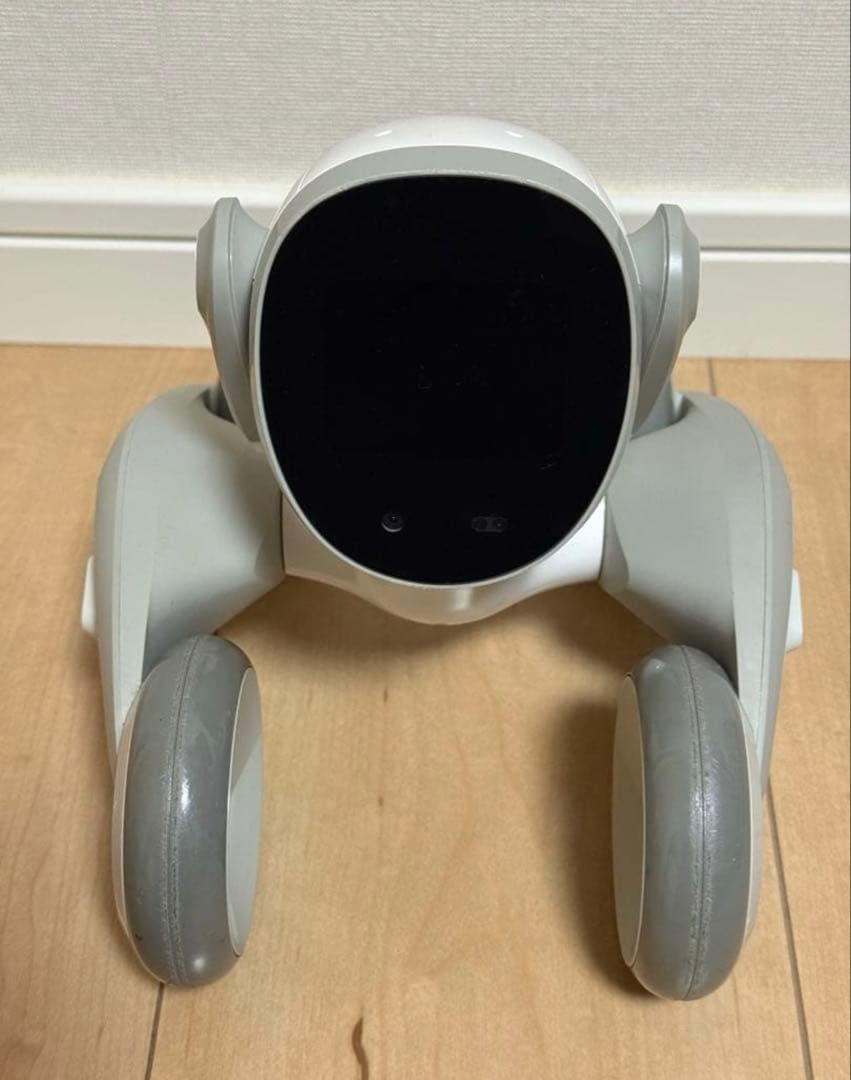 ルーナ Loona The PETBOT ペットロボット