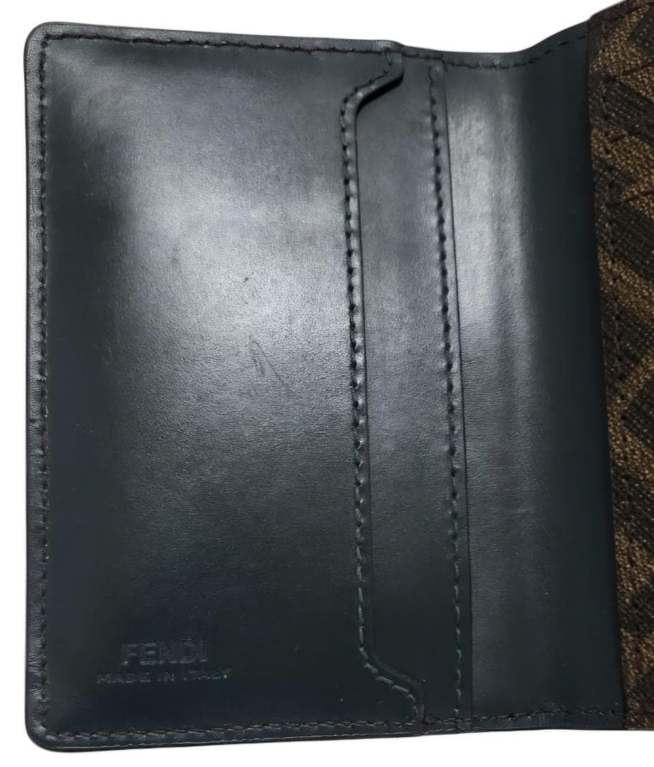 ☆FENDI FF / フェンディ スクエア 二つ折り名刺入れ カードケース!!