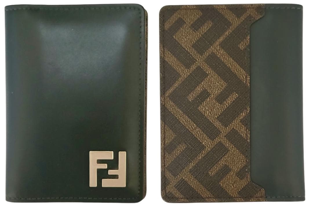 ☆FENDI FF / フェンディ スクエア 二つ折り名刺入れ カードケース!!