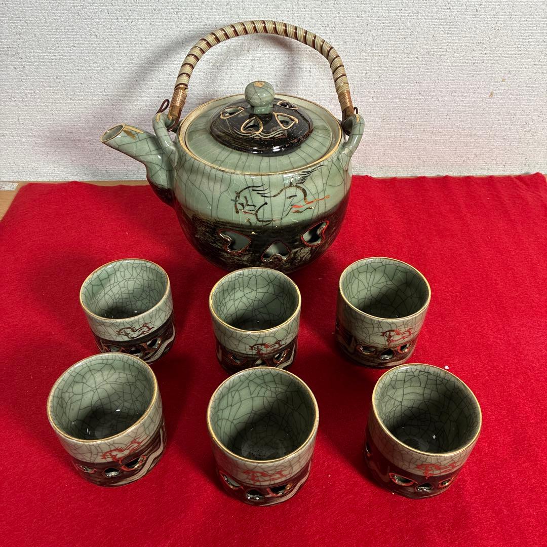 自宅保管品未使用　相馬焼 特大急須 双馬 金馬 美品　湯呑み6個付き