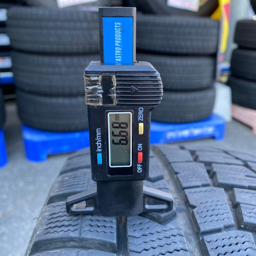 中古溝ありダンロップスタッドレスセット235/50R18 30系アルファード等