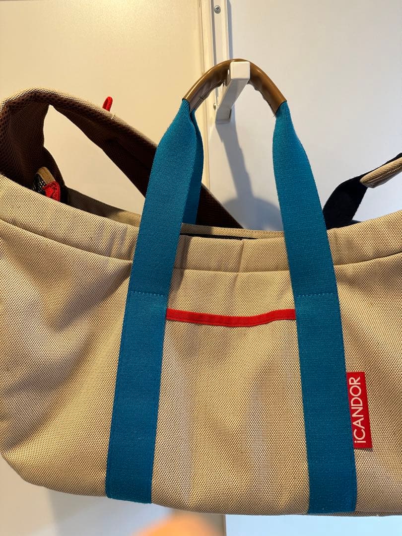 キャリーバッグ・スリング iCANDOR PEEK-A-BOO BAG (Melting Cream) L