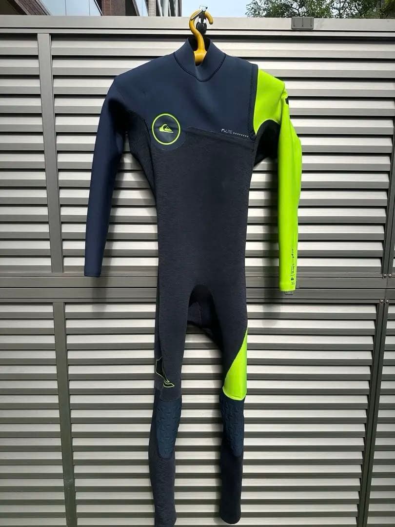 Quiksilver フルスーツ ネイビー/ライム