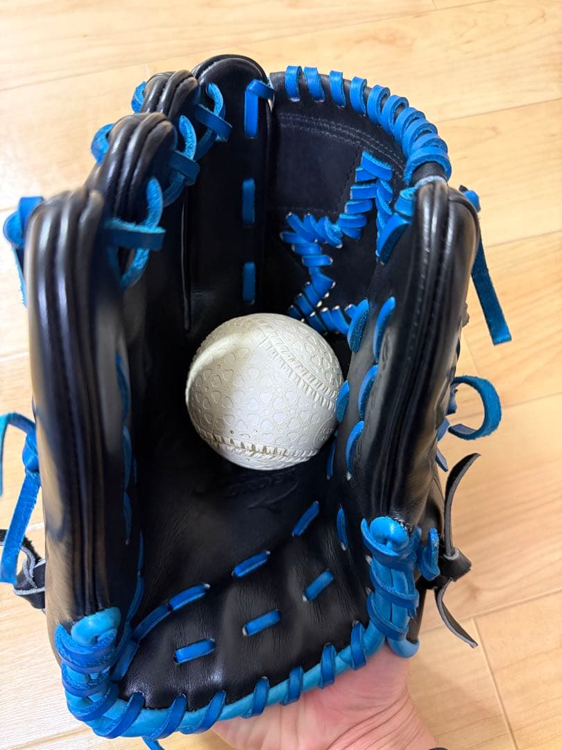 左投げ MizunoPro ミズノプロ 軟式オーダーグローブ　個人名等　刺繍無し