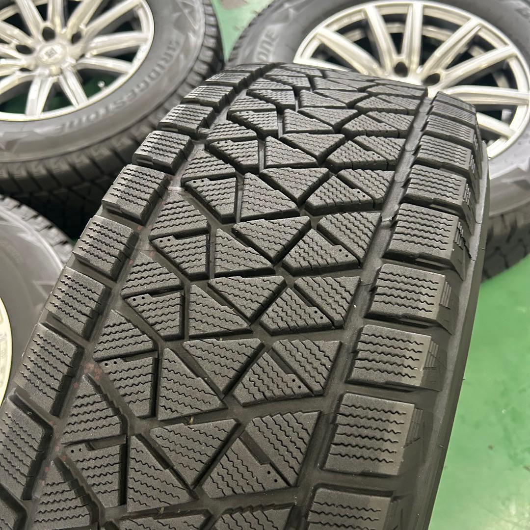 中古スタッドレス265/65R17ブリザック　ランクルプラド、ハイラックスなどに