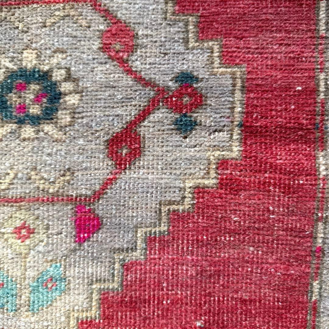 46.5×91 コーラルピンク　メダリオン　王道　トルコヴィンテージラグ