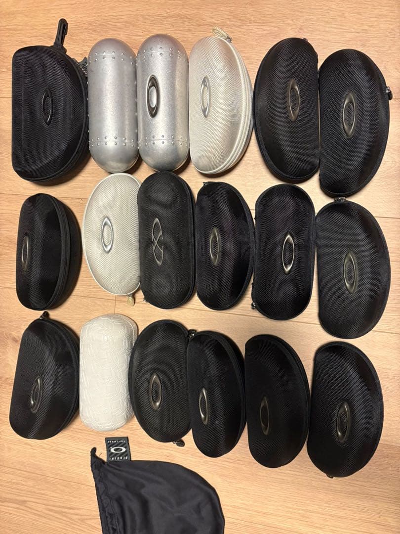 オークリー メガネケース 19個セット