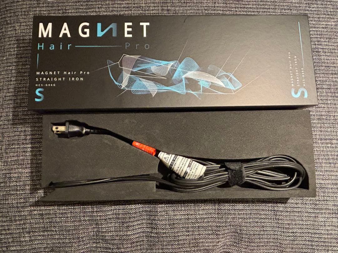 【美品】マグネットヘアプロ ストレートアイロンＳ HCS-G06G