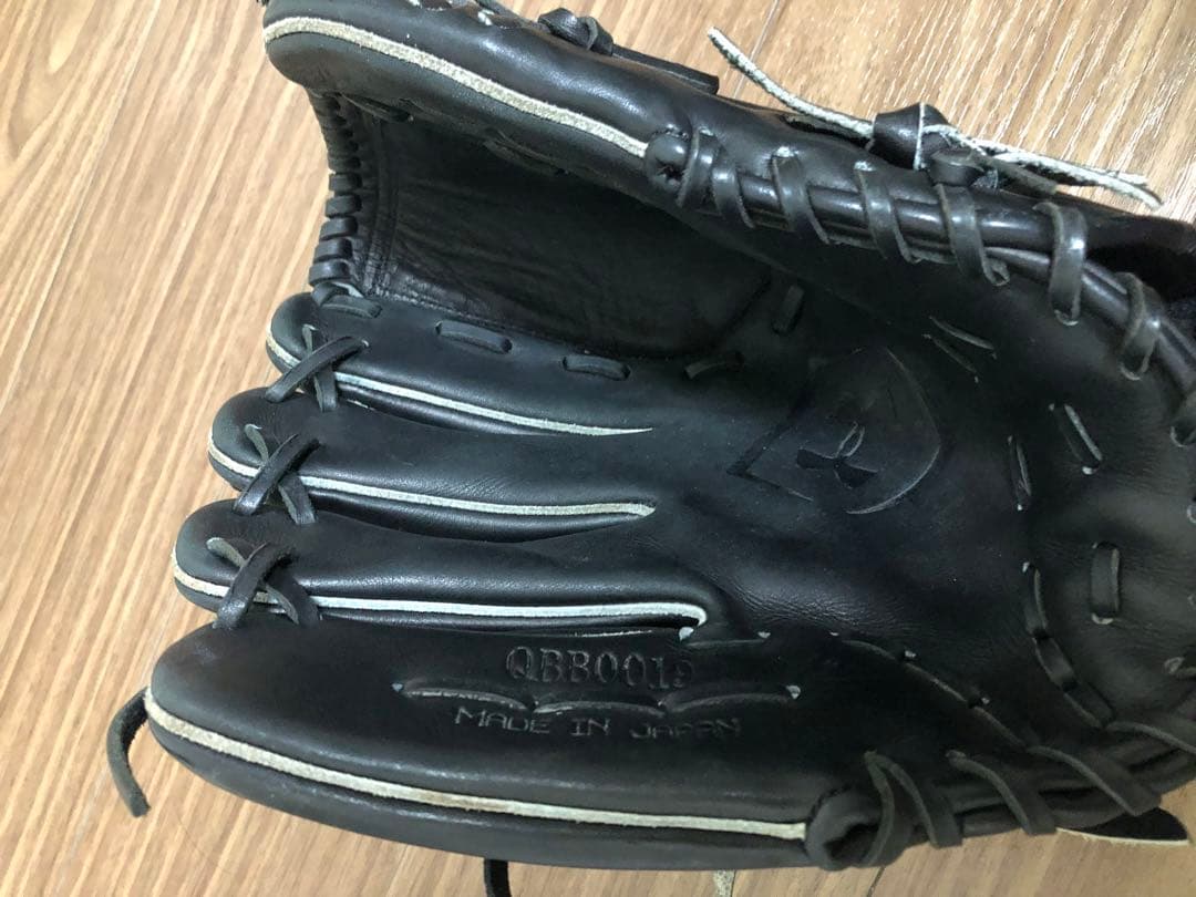 アンダーアーマー 硬式 グローブ 投手用 左投げ QBB0019 澤村拓一モデル