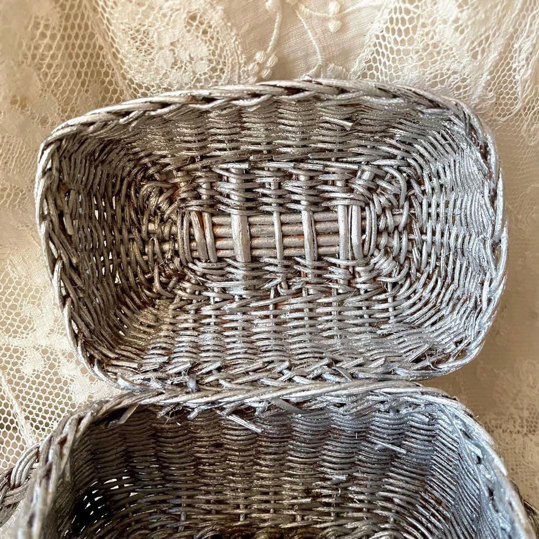 ドールパニエ　銀色　シルバーフランスアンティーク 人形用 ミニカゴ 籠 かご