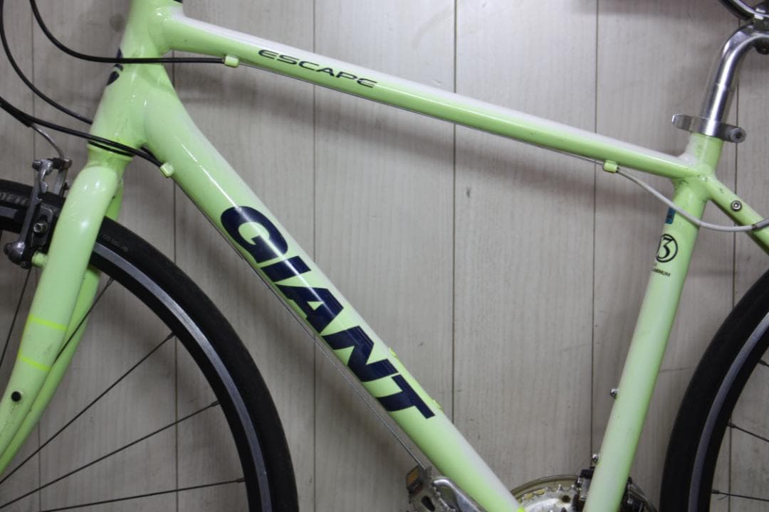 T*A様 GIANT ESCAPE R3 700C アルミ 24速 470mm