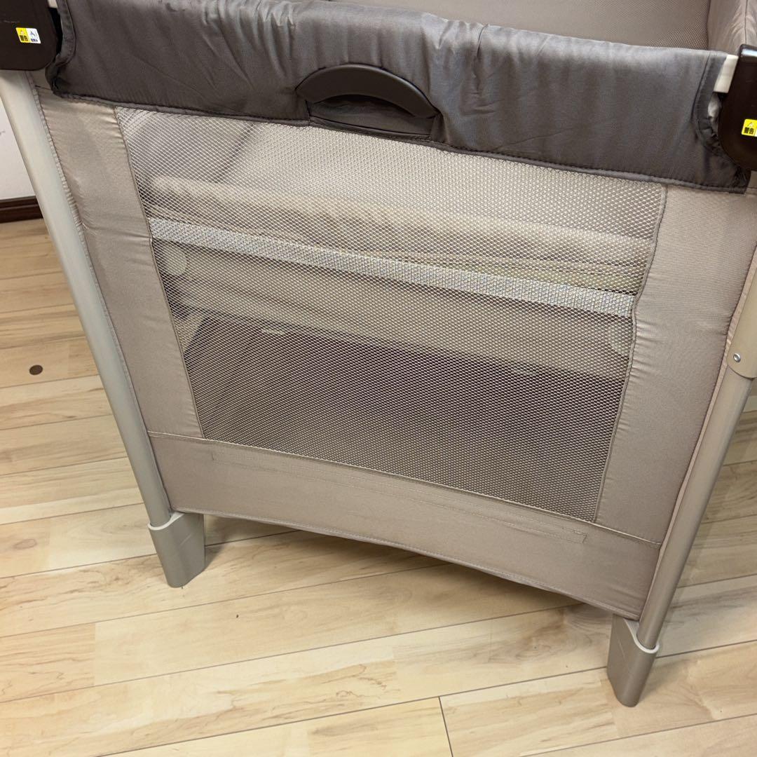 Aprica アップリカ　ココネル エアー ベビーベッド