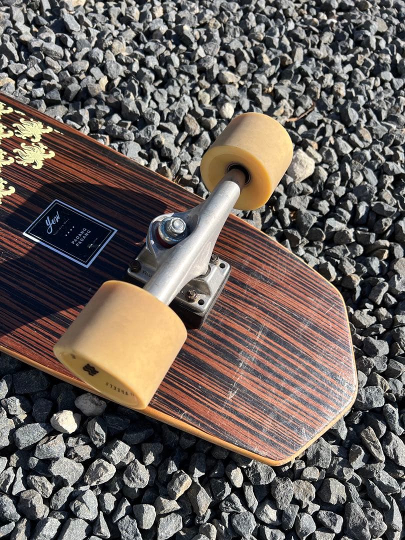 yow surf スケートボード