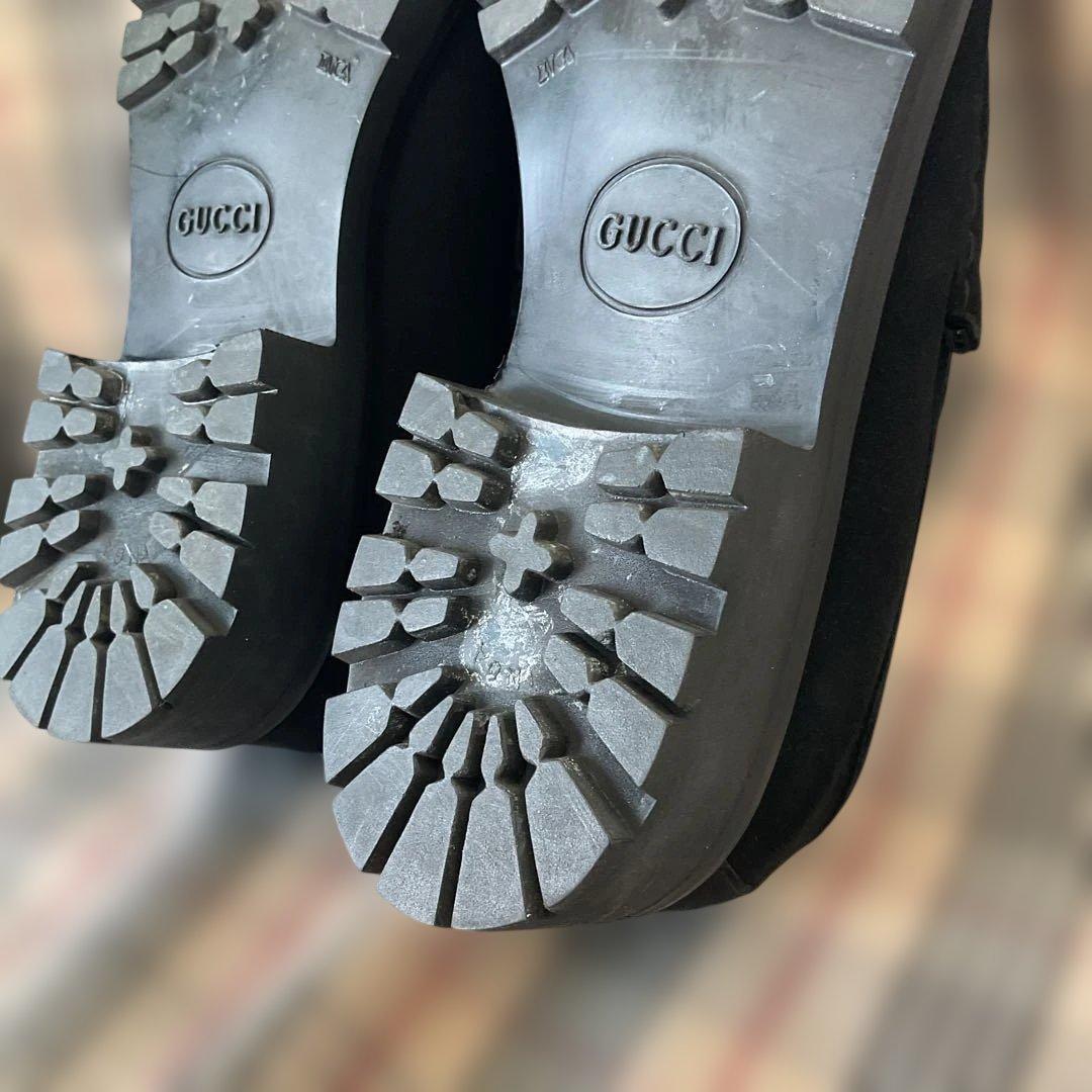 グッチ　ブラックスエードビットローファー