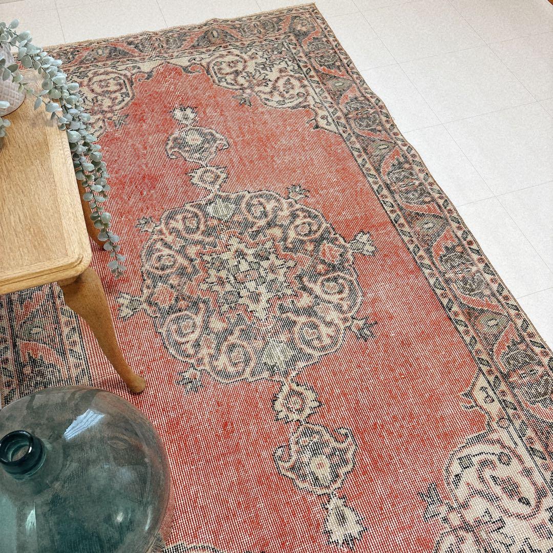 トルコ　ヴィンテージラグ　メダリオン　オレンジピンク