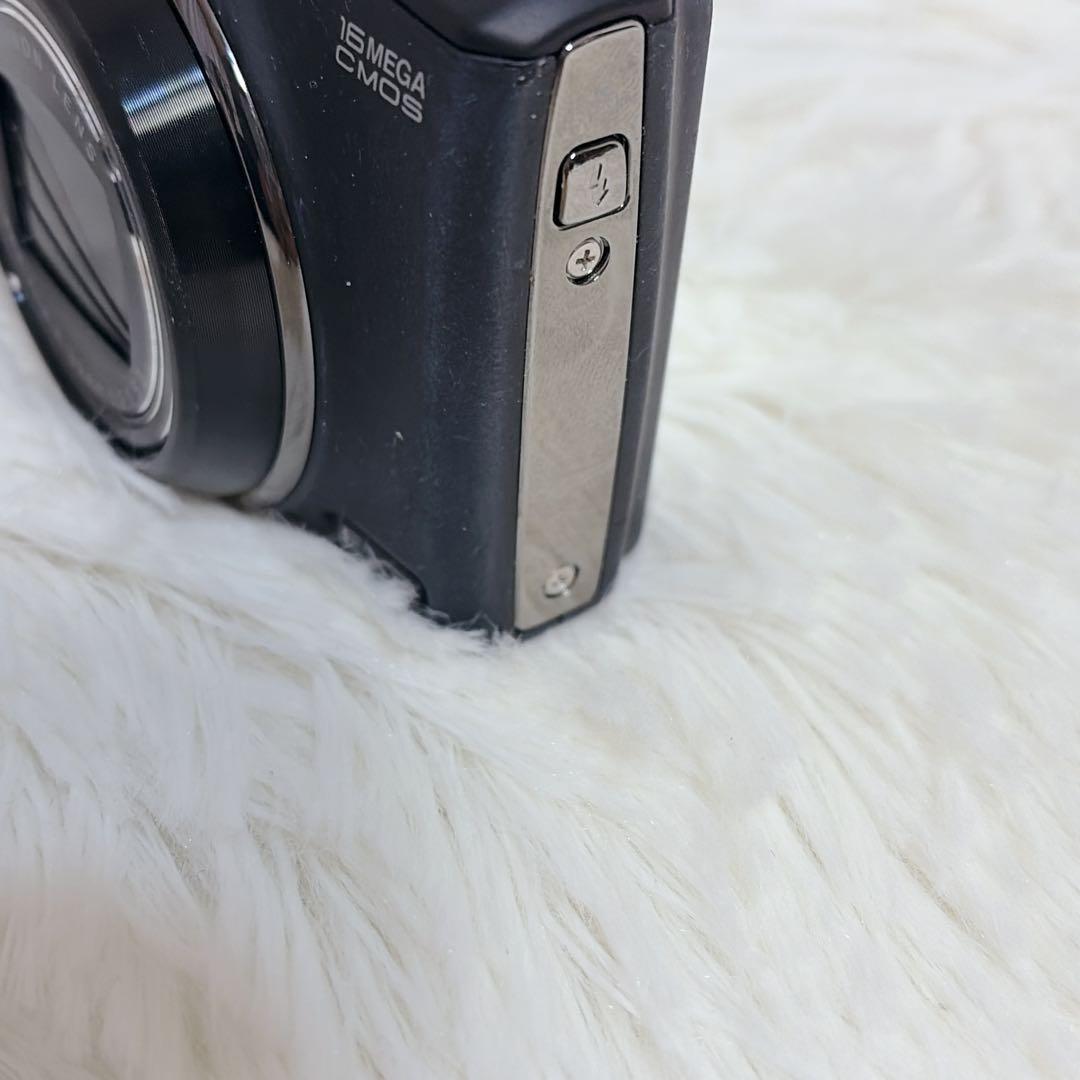 FUJIFILM FinePix F770 EXR 20倍ズーム