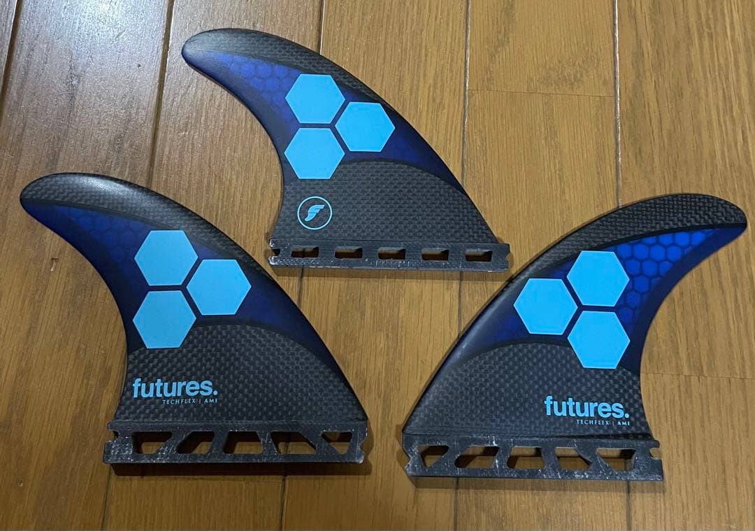 フューチャーフィン Medium スラスター