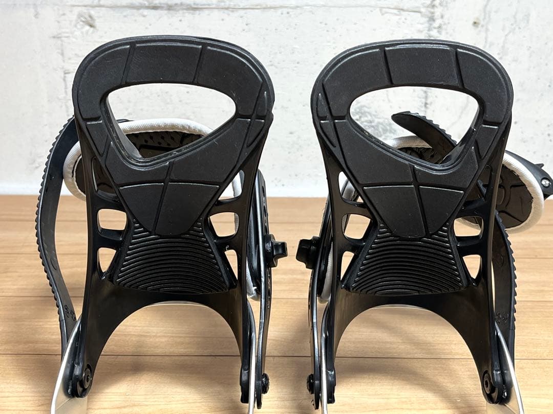 スノーボード レディース ティナ・バシッチモデル シムス SIMS 144