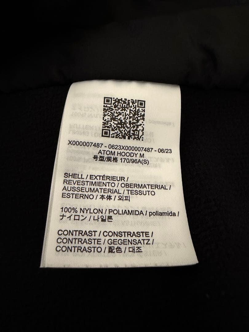 【未使用級】ARC'TERYXアークテリクス アトムフーディ 黒 S メンズ