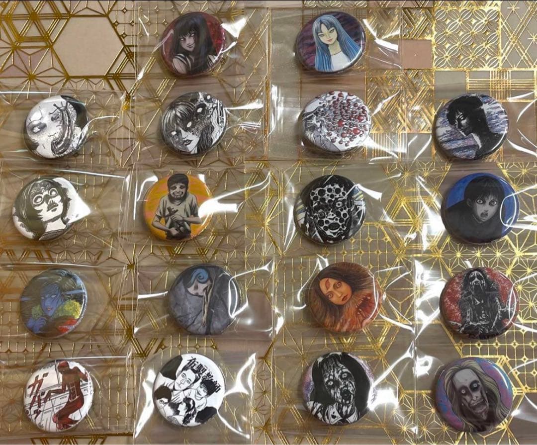 伊藤潤二 コレクションCollection buttons缶バッジ全18種コンプ