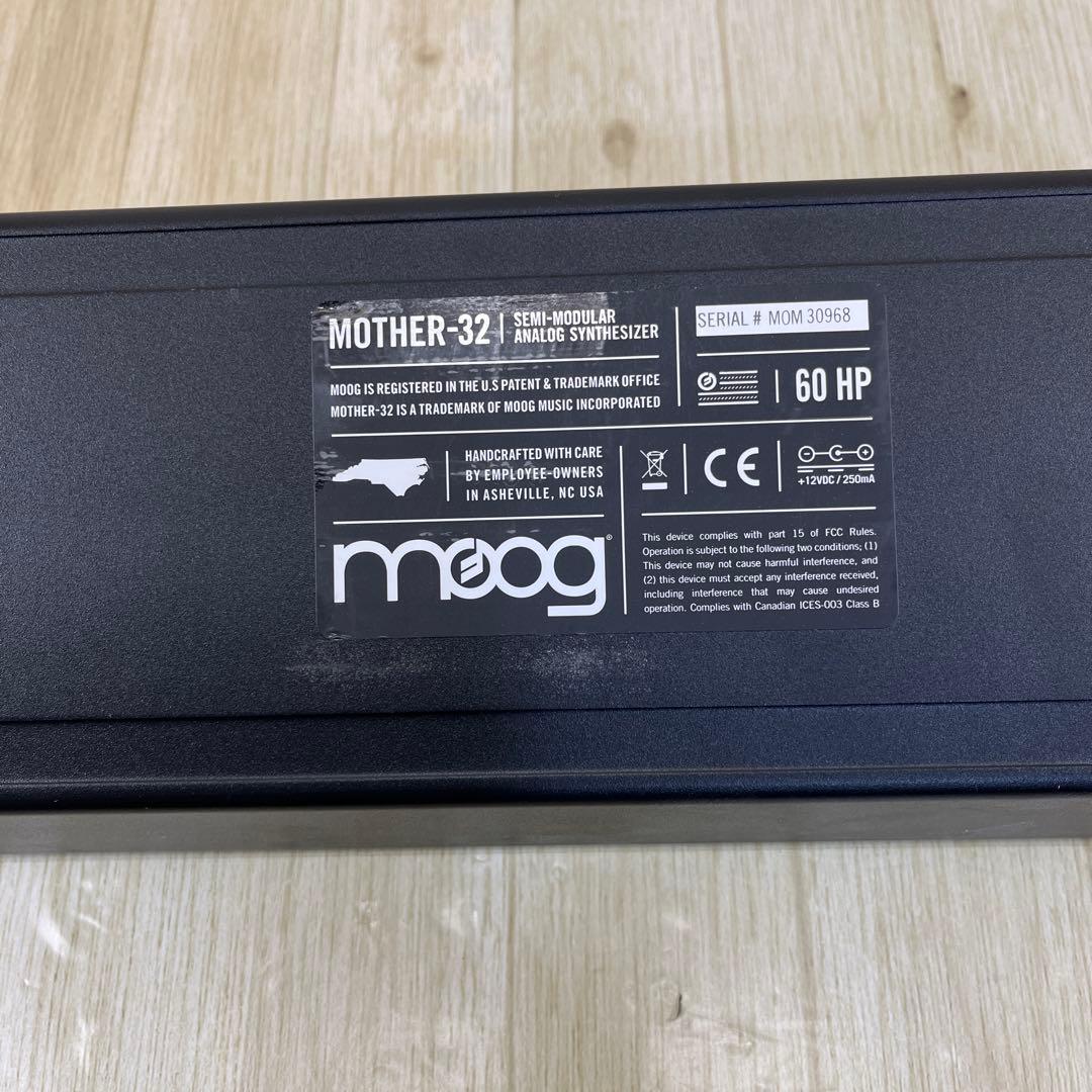 moog mother-32 セミモジュラーシンセサイザー