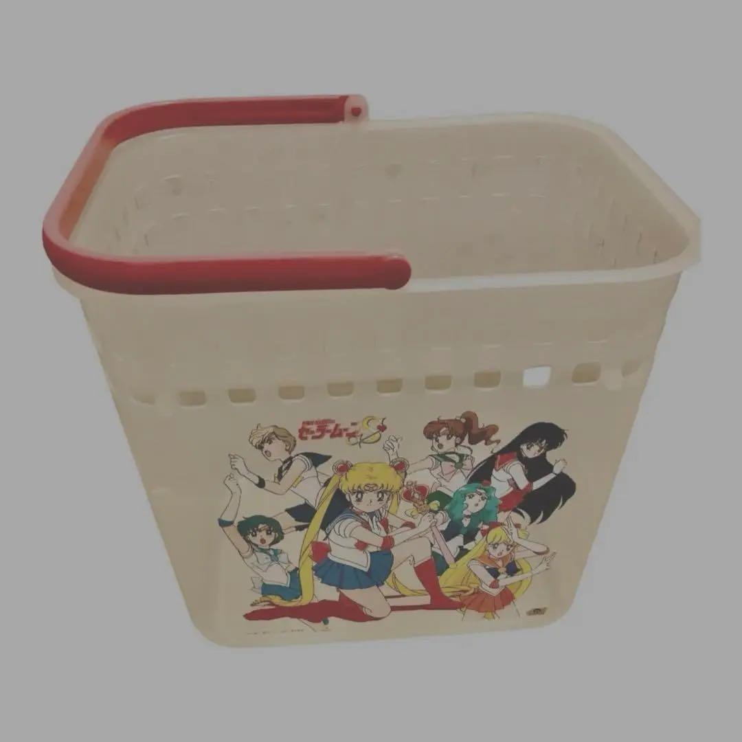 超激レア品❣️希少品セーラームーン1990年代洗濯カゴおもちゃ箱大きめ