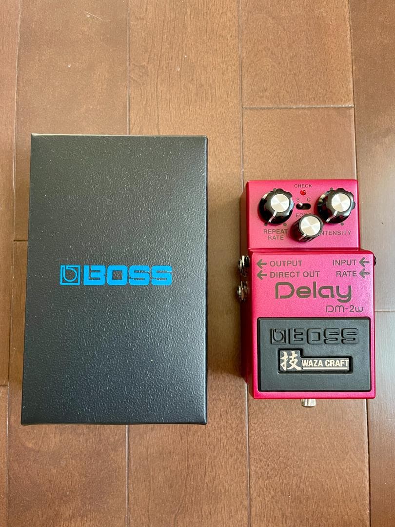 BOSS DM-2W Analog Delay (Waza Craft)技