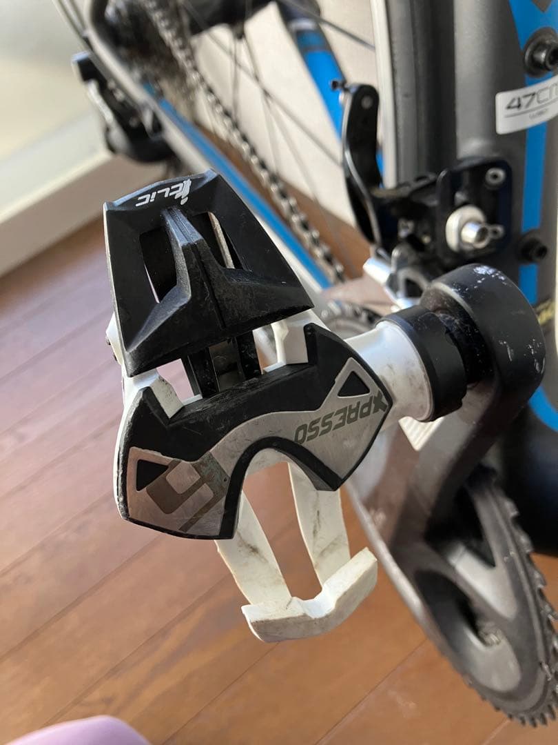 トレック シルク SILQUE 44 ロードバイク　カーボン　直接引き渡し希望