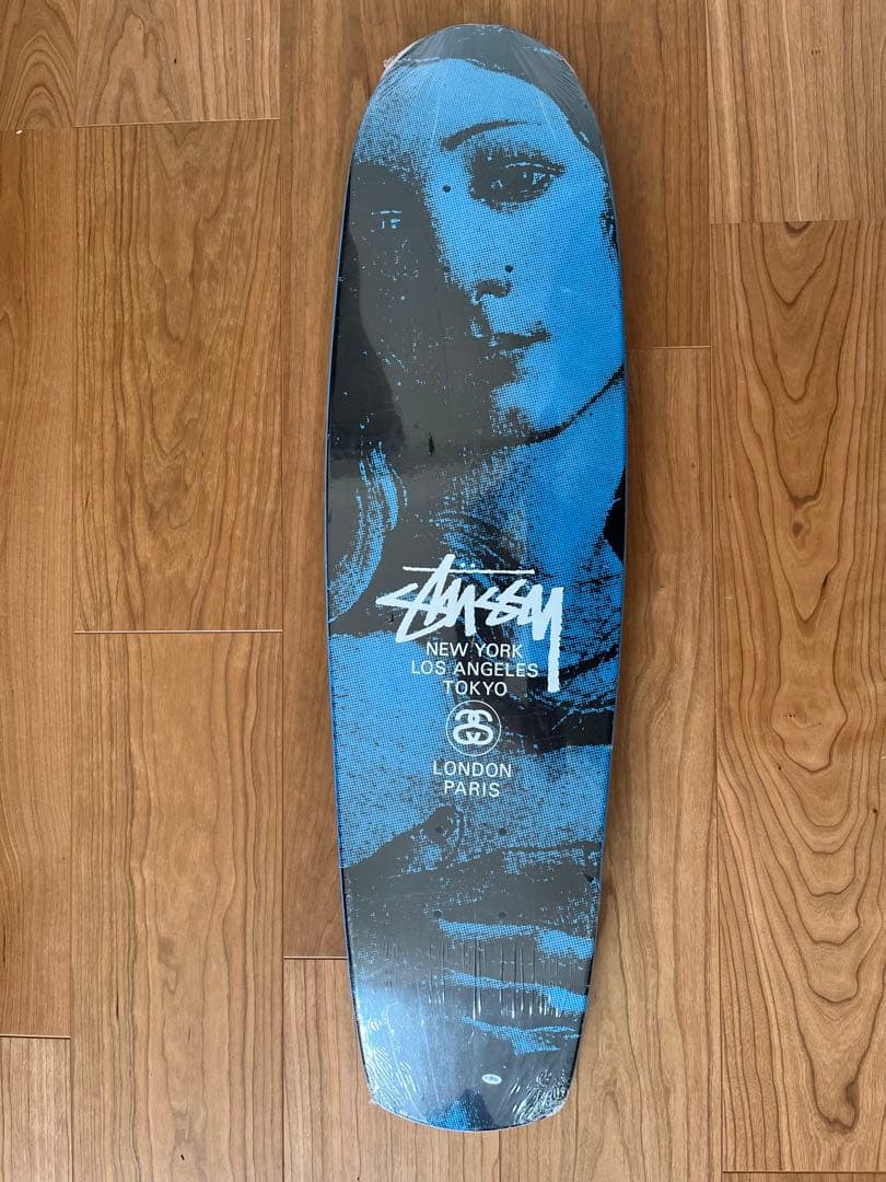 STUSSY スケートボード グラフィックデザイン