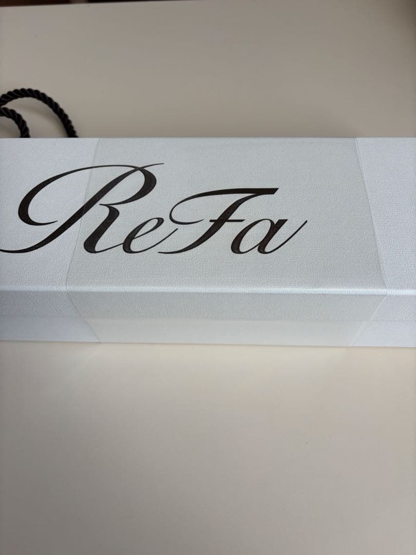 完全未開封【新品】Refa リファ ストレートアイロン プロ(ホワイト)