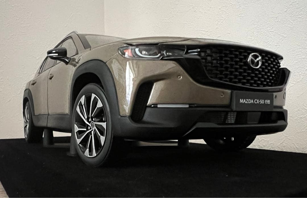 マツダ MAZDA CX-50 1/18 ミニカー