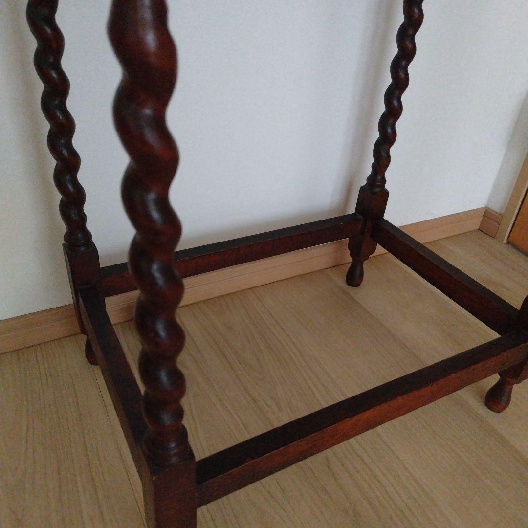 イギリス　アンティーク　ツイストレッグ　サイドテーブル　店舗什器