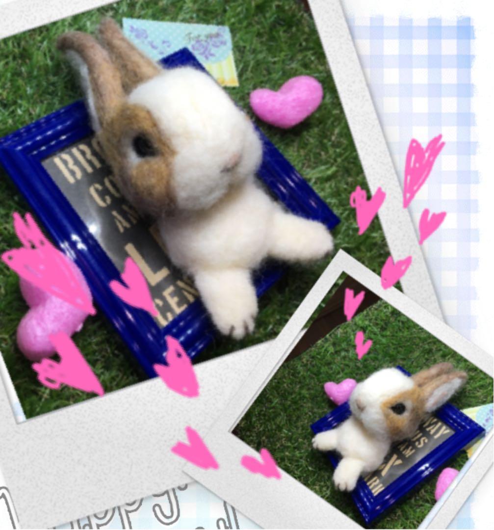 マカロン様　うさぎさん　羊毛フェルト額縁入り