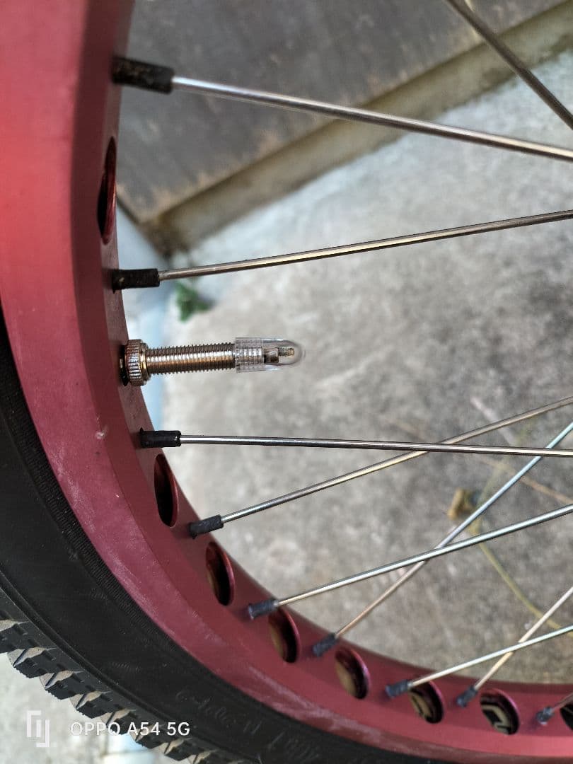 Because Trial トライアル 20インチ